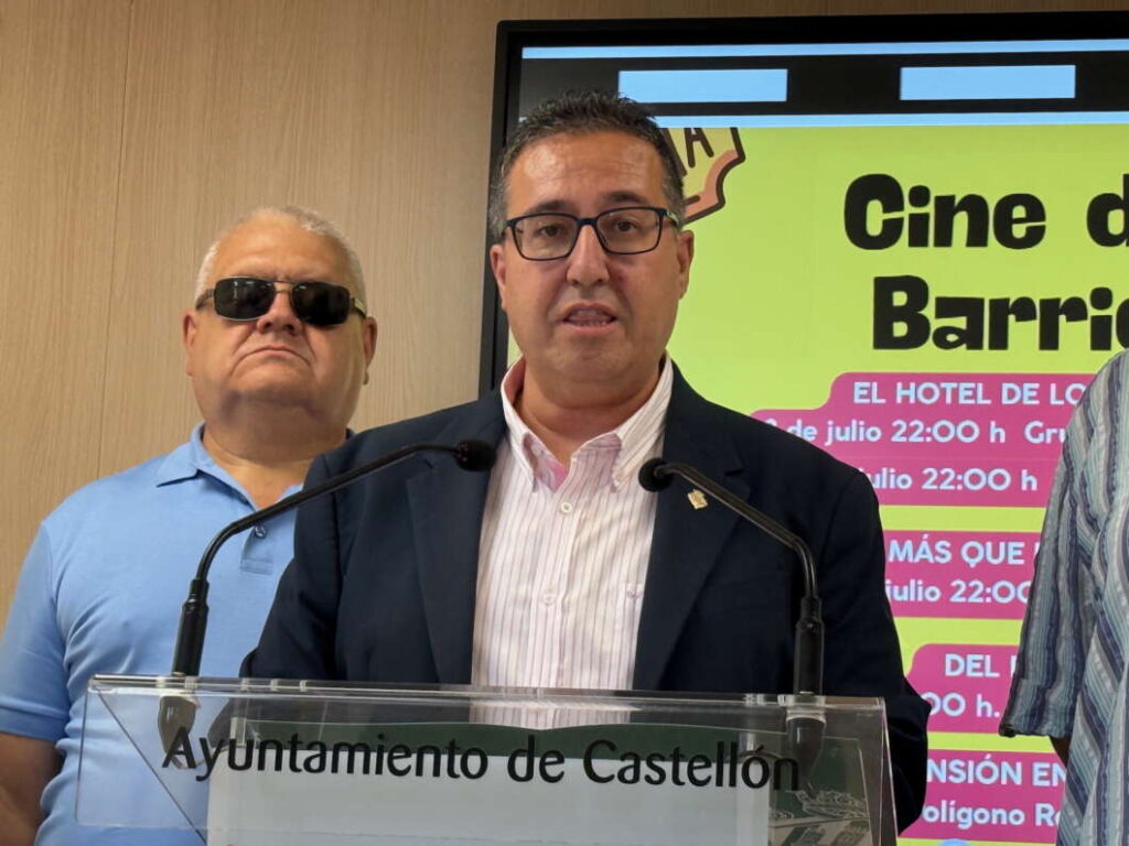 Programa cine de barrio en Grupos Periféricos Castellón 2025