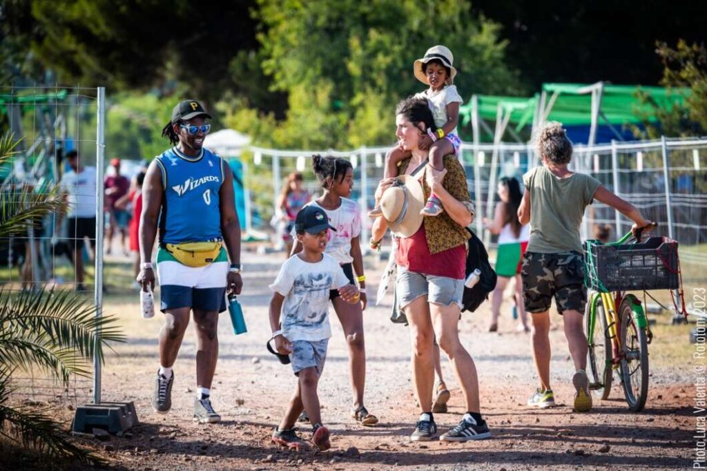 familias zona acampada rototom sunsplash