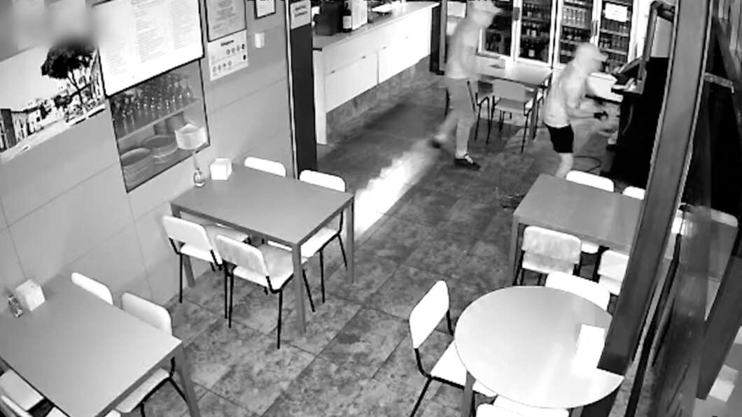 Cuatro detenidos por robar en establecimientos