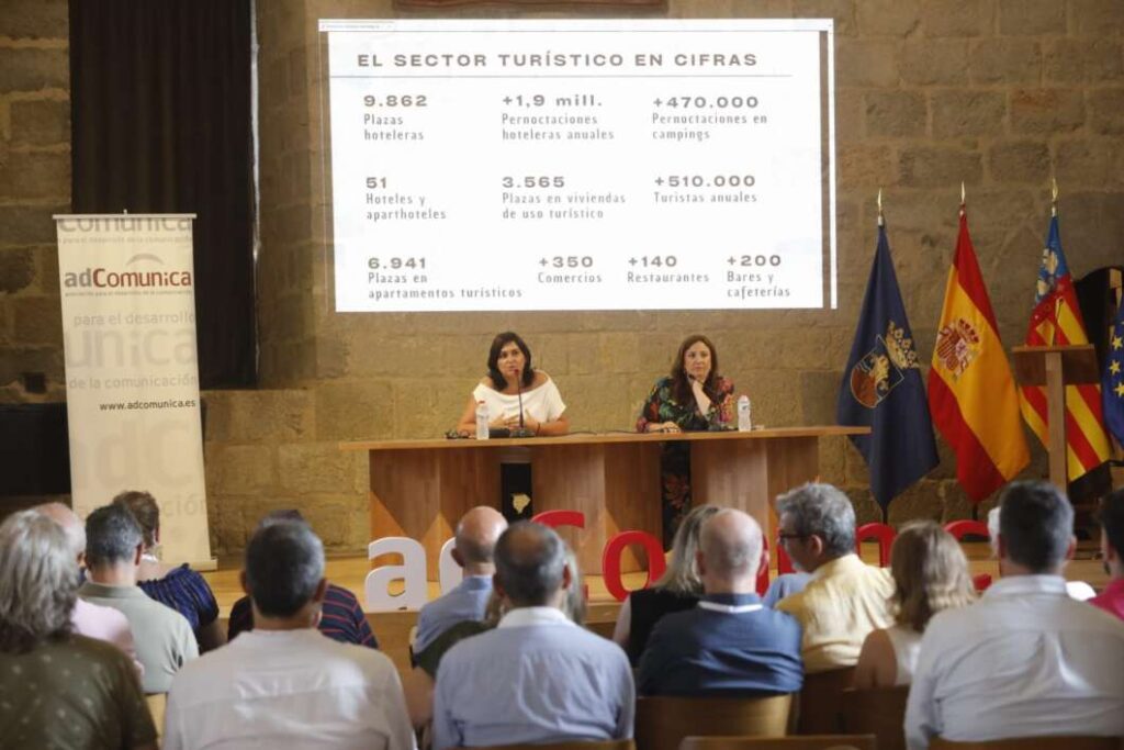 adComunica celebra la excelencia en comunicación en el histórico Castillo de Peñíscola