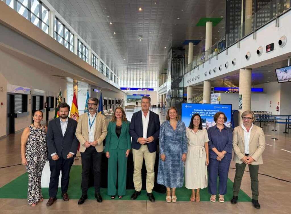Convenio de promoción entre Aerocás y ayuntamiento de Castellón 240725
