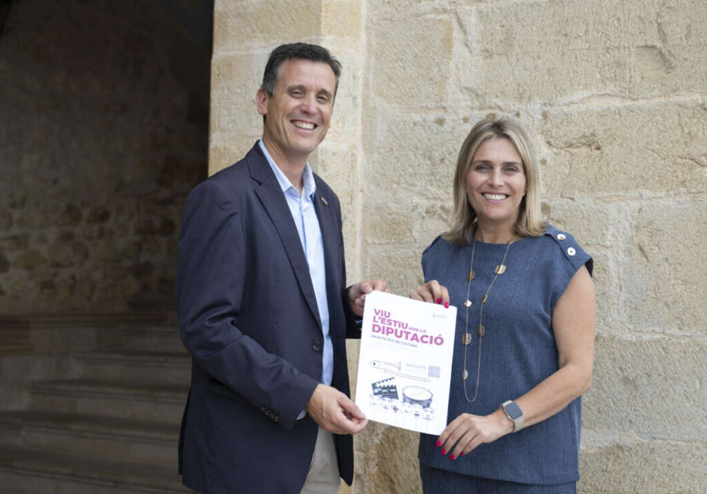 Marta Barrachina y Alejandro Clausell presentan actividades verano 2025 de Diputación en la provincia de Castellón