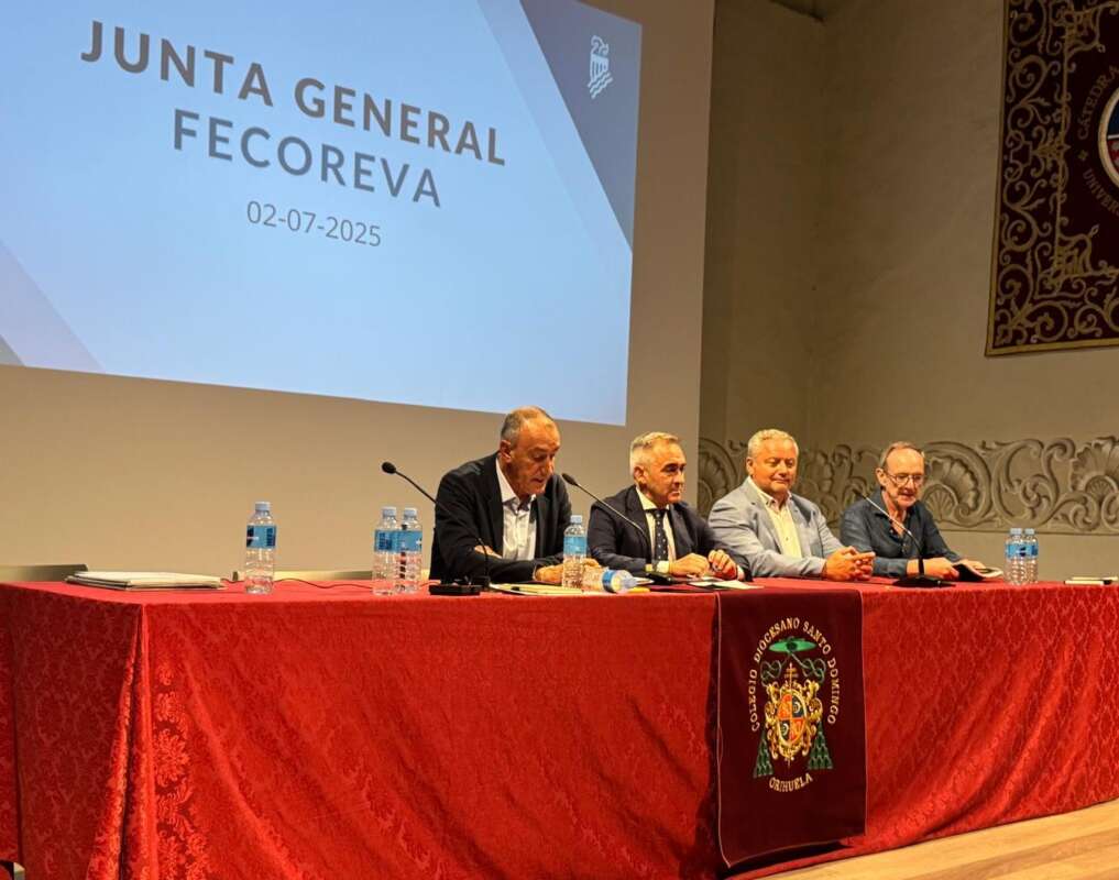 Barrachina reclama un Pacto Nacional del Agua frente al abandono del Gobierno