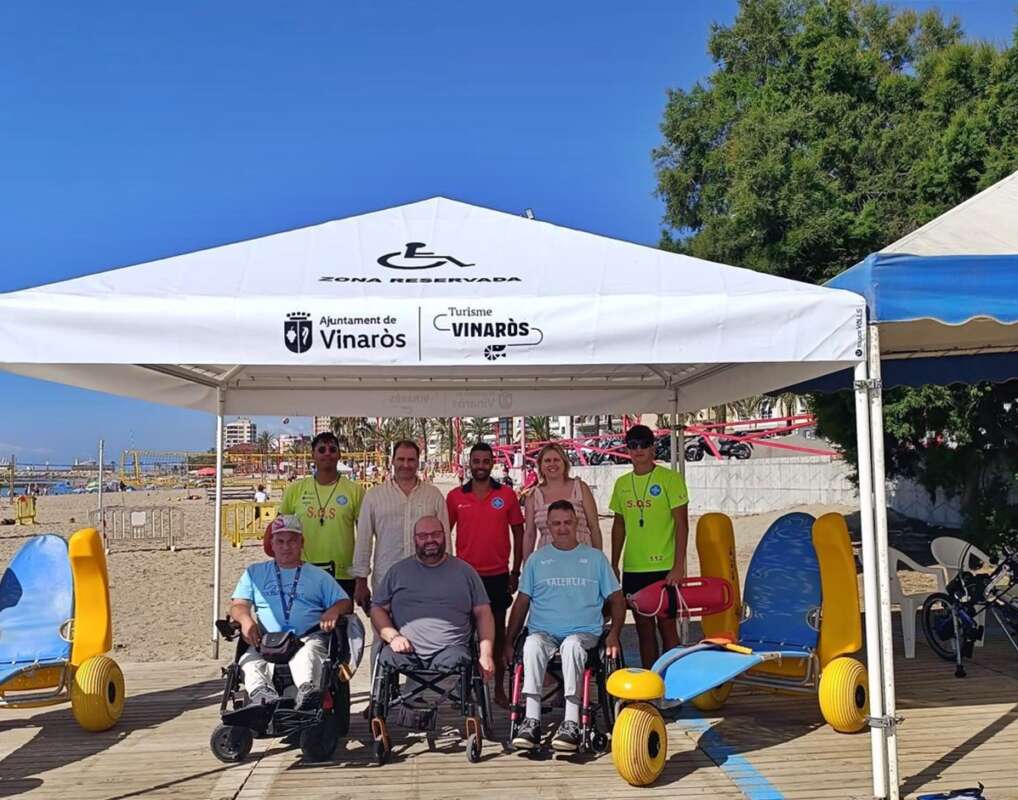 Vinaròs mejora los servicios de sus playas para las personas con movilidad reducida