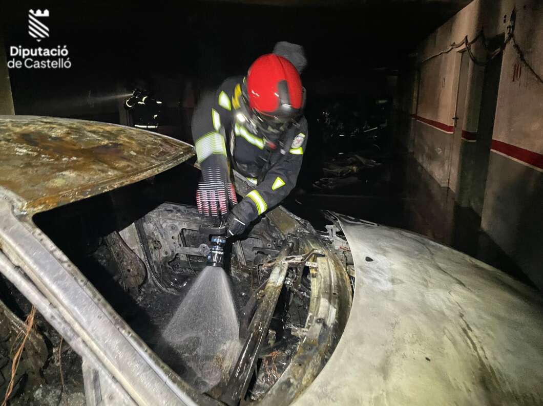 coche quemado parking moncofa