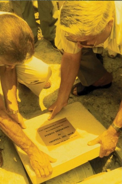 Primera piedra construcción CN Oropesa del Mar 1982