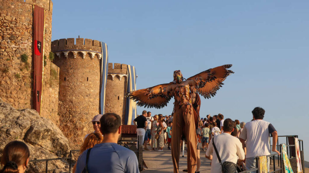 El Castillo de las 300 Torres brilla con la magia de ‘Onda Medieval’