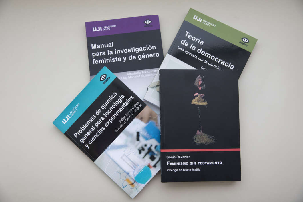 fira llibre universitaris uji