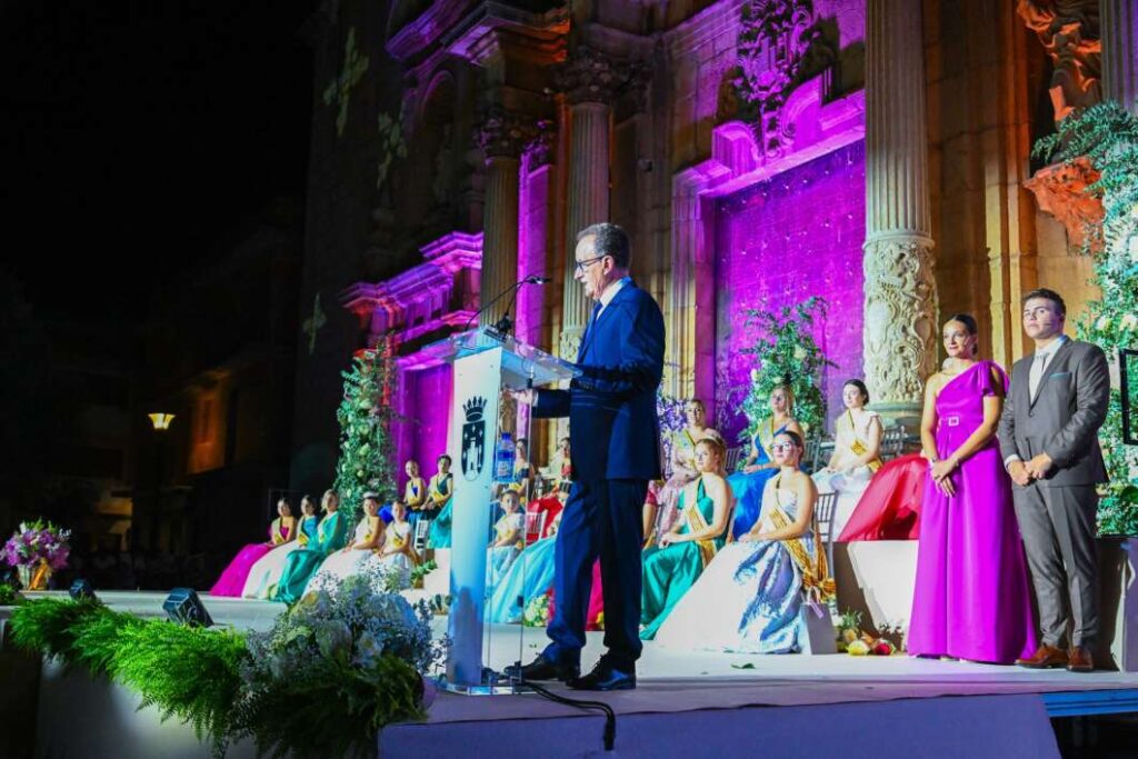 Alcalà-Alcossebre honra su historia en la proclamación de las festeras de 2025