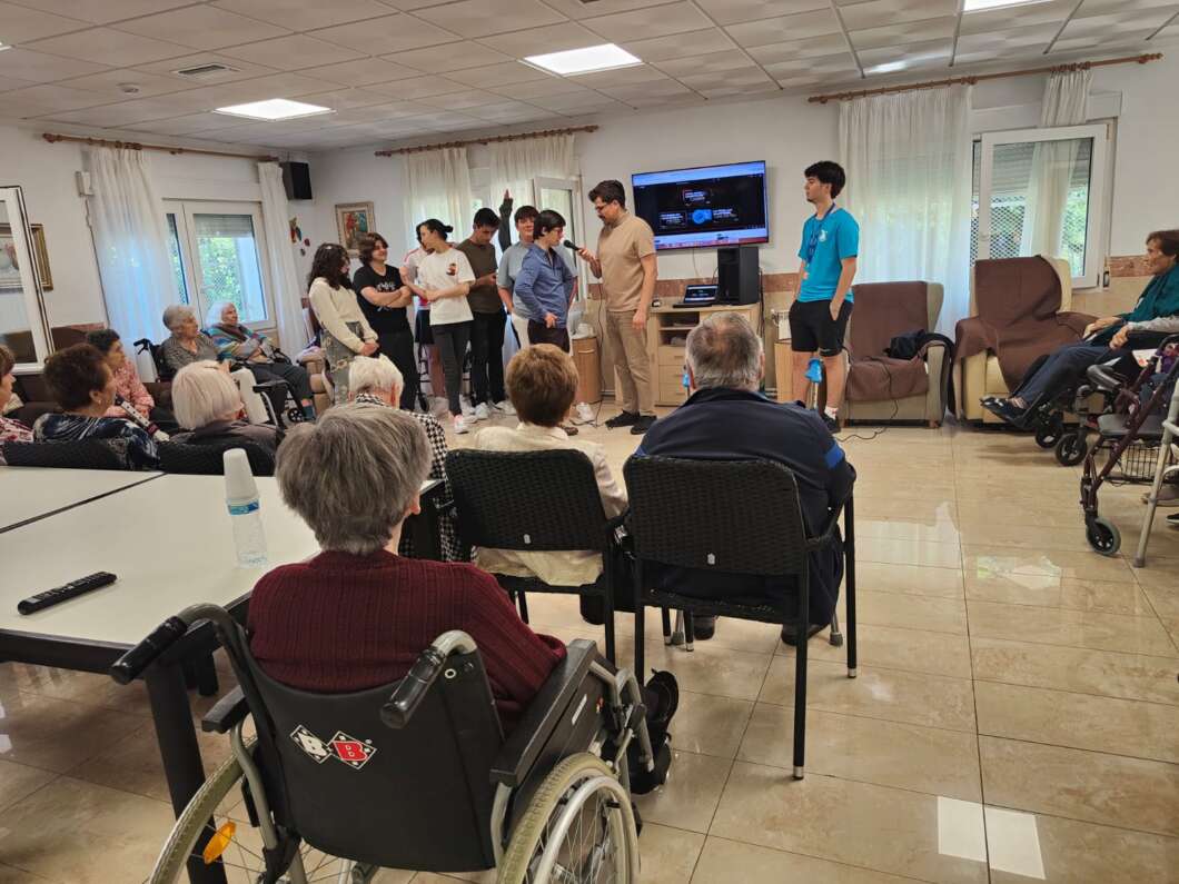 proyecto jovenes mayores benicassim