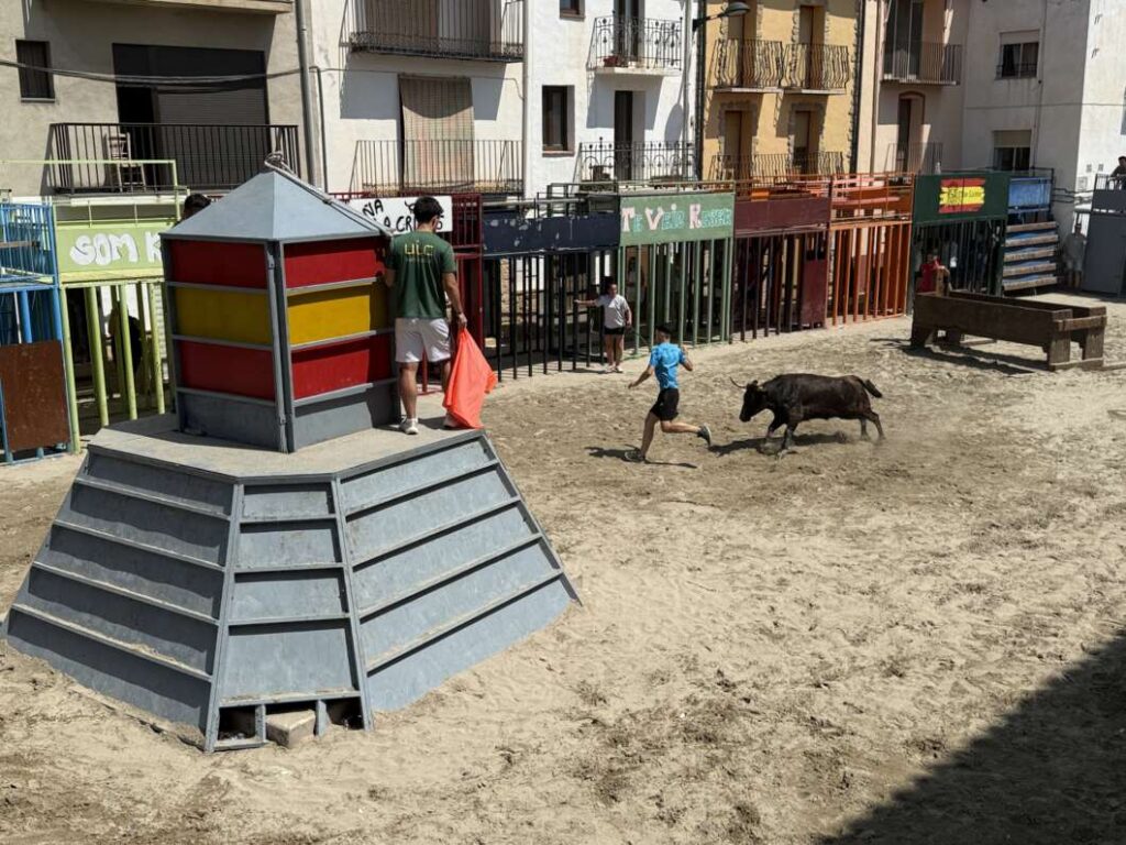 Les Useres celebra un domingo taurino en la recta final de sus fiestas mayores