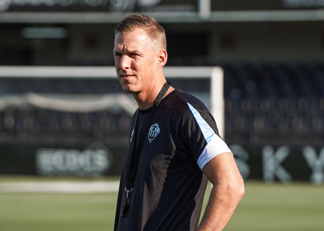 johan plat destituido entrenador cd castellon