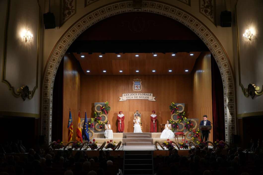 Nules jocs florals, flor natura