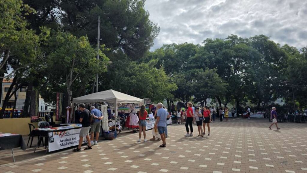 Èxit de participació en la I Fira d’Associacions d’Alcalà-Alcossebre