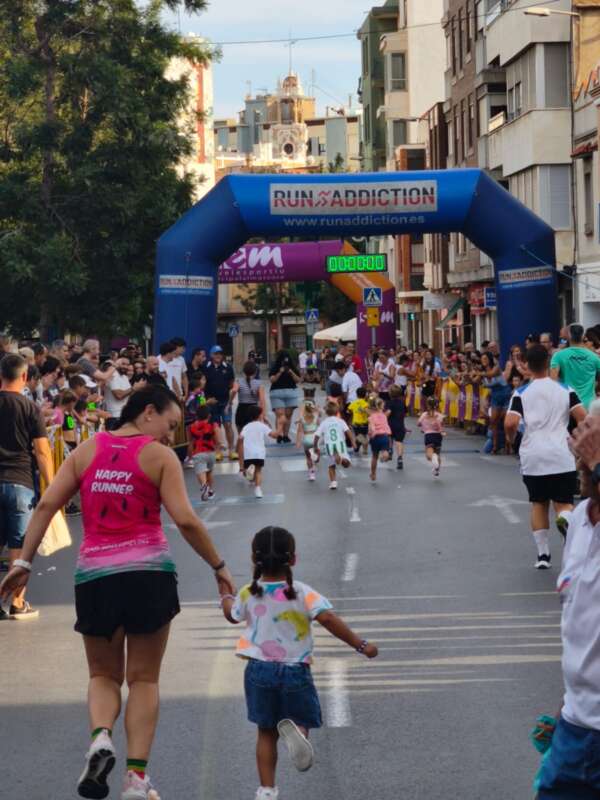 Éxito de participación en la 10K Nocturna de Almassora
