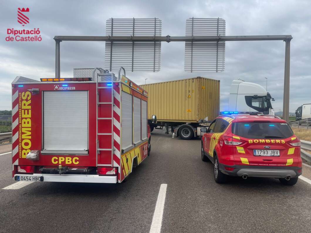 bomberos accidente trafico nules