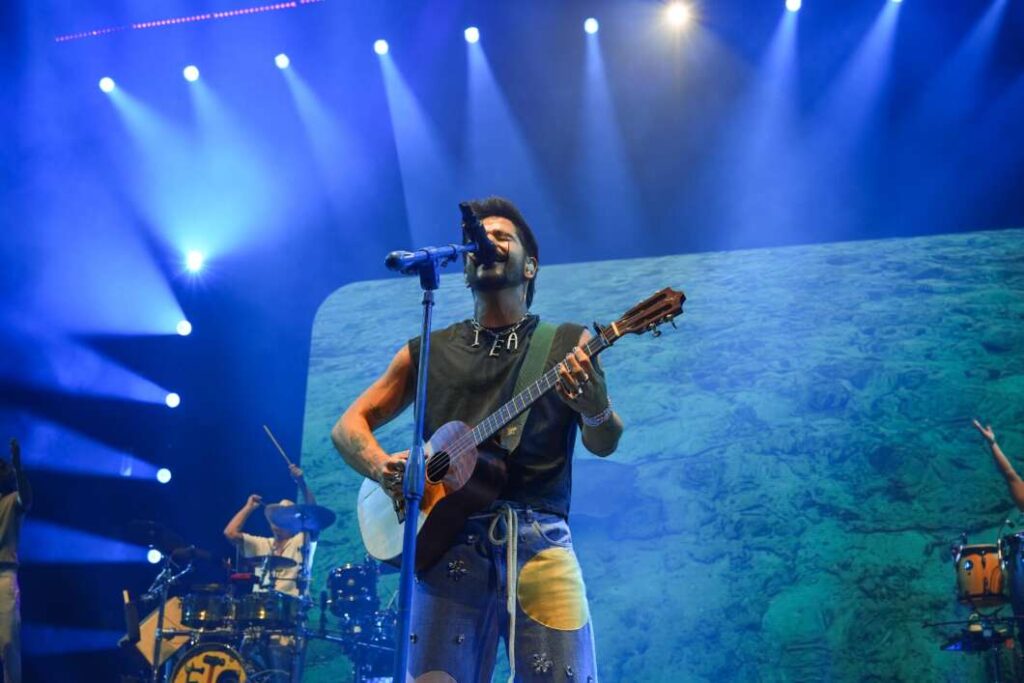 Camilo conquista Valencia en su estreno en el Roig Arena