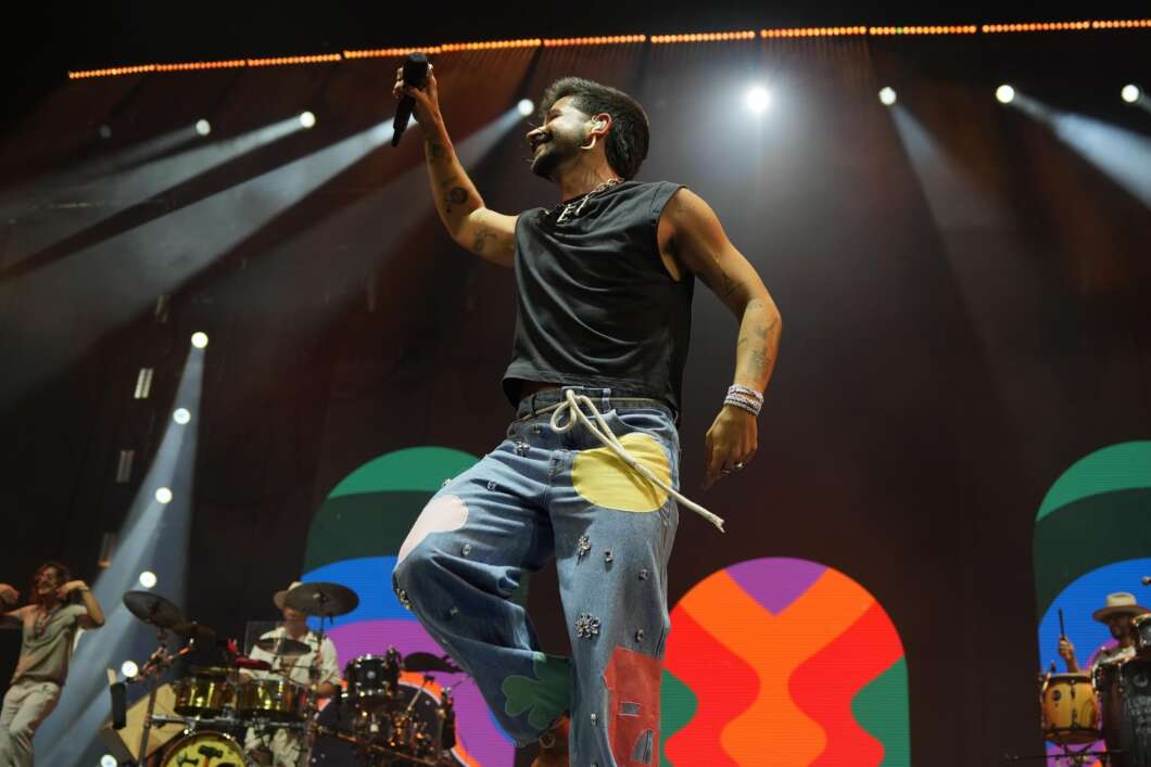 Camilo conquista Valencia en su estreno en el Roig Arena