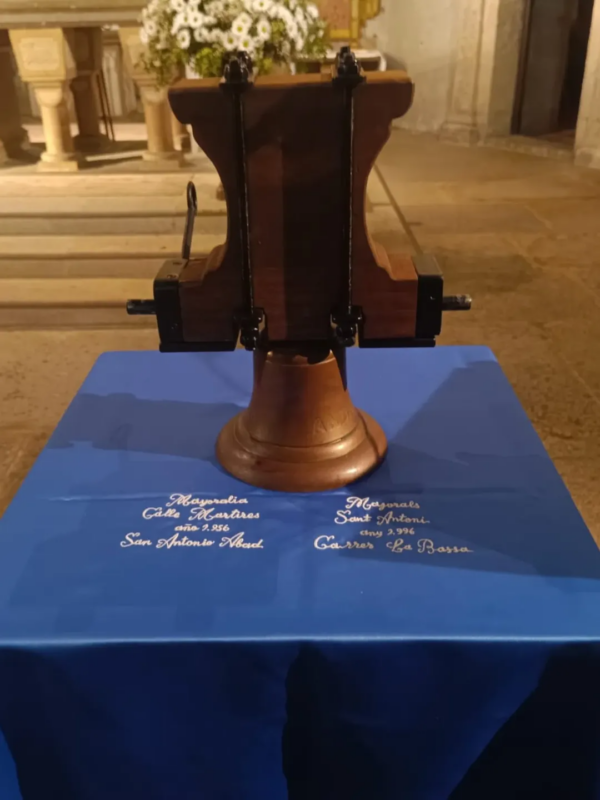 El Calvari de Vilafranca recupera el toc de campanes huit dècades després