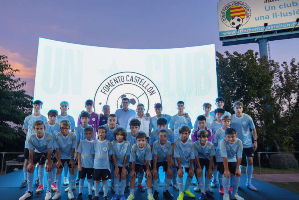 El Fomento Castellón arranca su temporada más especial con nueva imagen en su 10º aniversario
