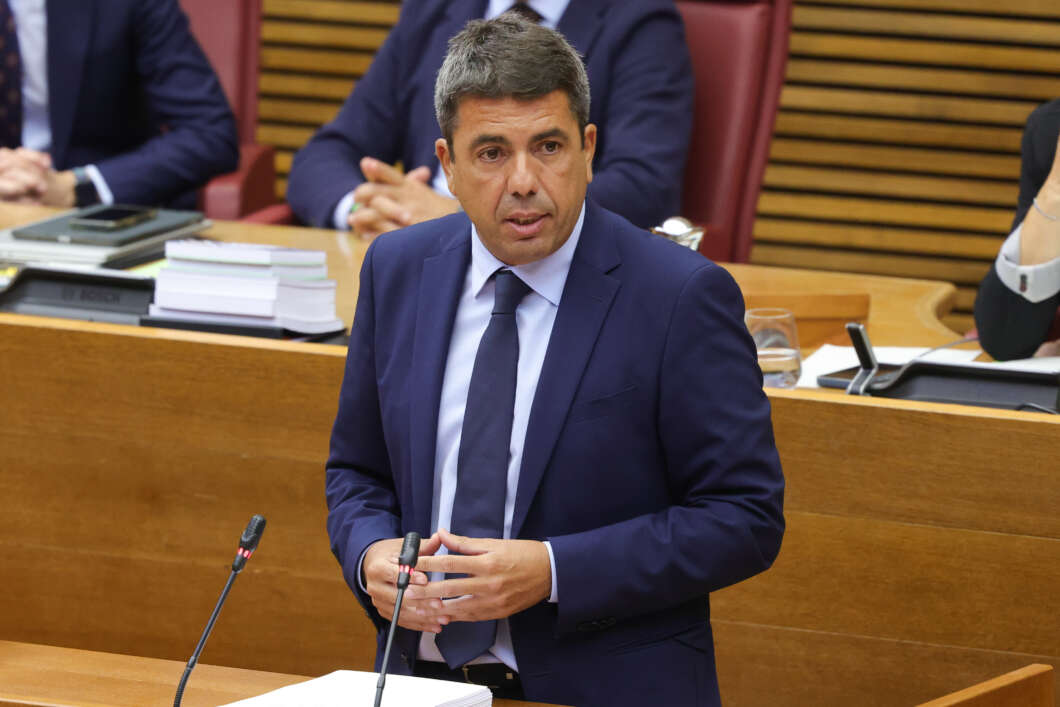 La Generalitat refuerza la identidad valenciana y la protección social con nuevas leyes y ayudas