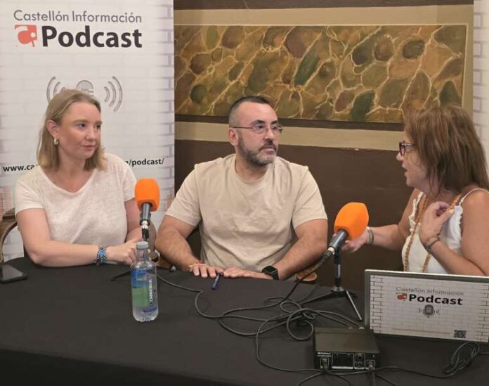 Entrevista José Benlloch y María Fajardo en fiestas de la Mare de Déu de Gràcia