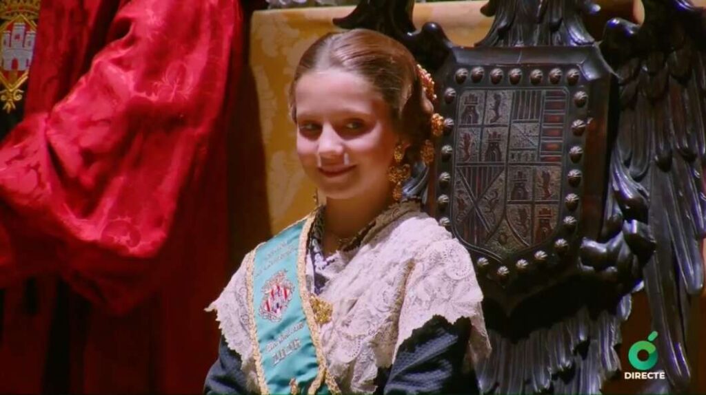 Ana colon Imposición de bandas representantes infantiles Magdalena 2026 Castellón