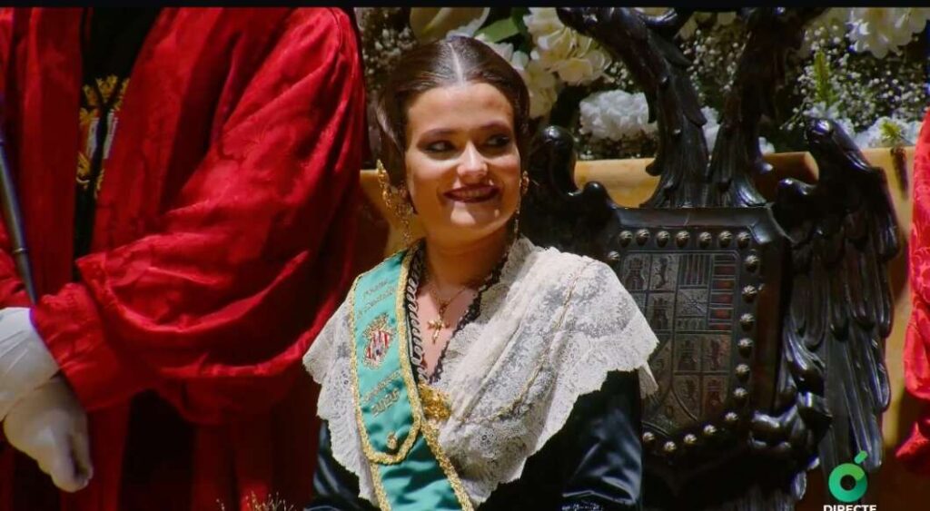 Imposición de bandas reina Clara Sanz Magdalena Castellón 2026