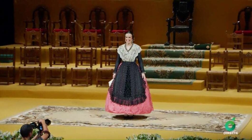 Imposición de bandas reina Clara Sanz Magdalena Castellón 2026