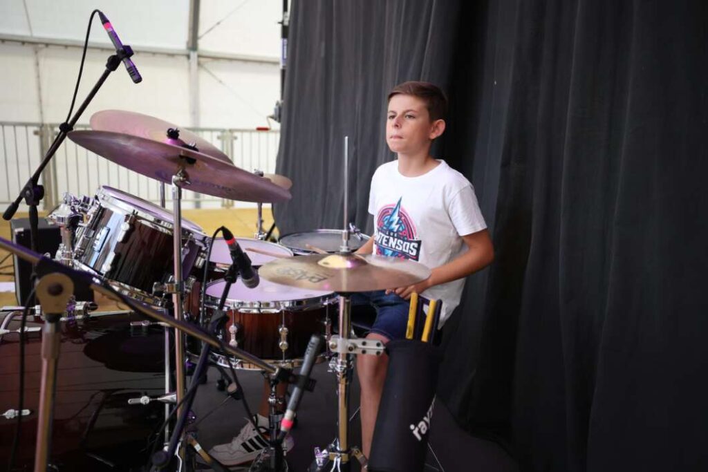 La música i l’animació de ‘Los Intensos’ fan gaudir els més xicotets a Burriana