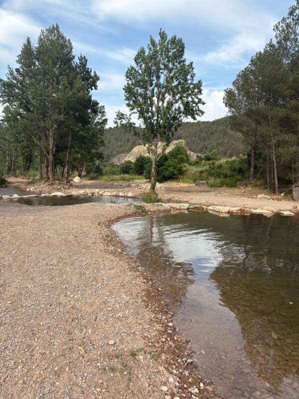 Montanejos recupera el río Mijares tras la intervención de la CHJ