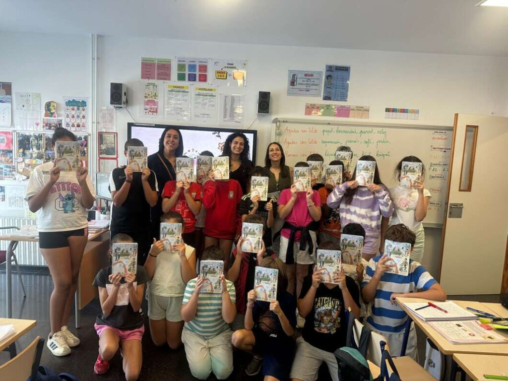 Missatges d’inclusió i respecte arriben a les aules de Moncofa a través de les agendes escolars