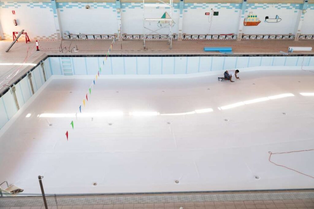 Almassora ultima la modernització de la piscina municipal per a la seua reobertura a l’octubre