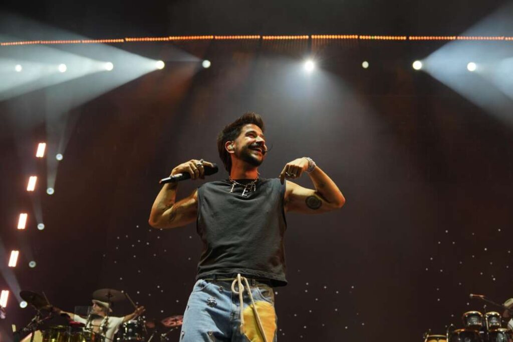 Camilo conquista Valencia en su estreno en el Roig Arena