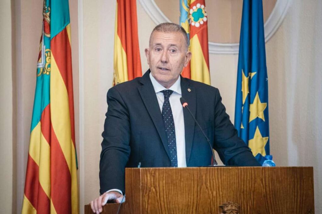 Castellón alerta del riesgo en las Islas Columbretes por los recortes de personal