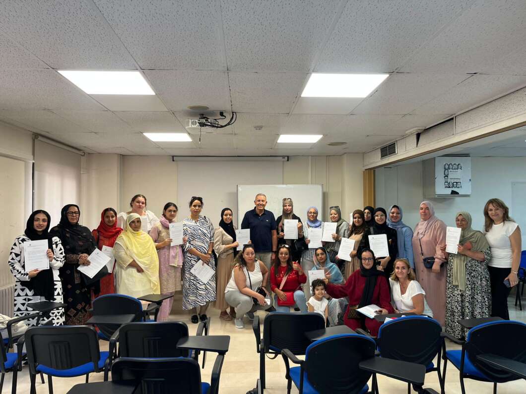 Castelló refuerza la convivencia con el Taller de Comunicación Oral para mujeres