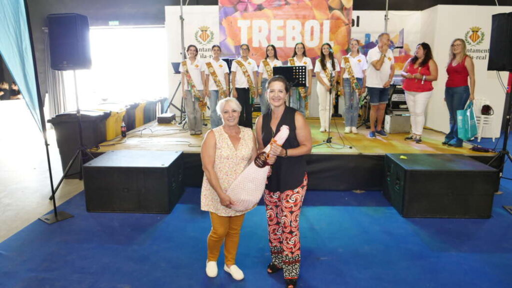 Èxit de la Festa de la Tercera Edat amb una paella monumental