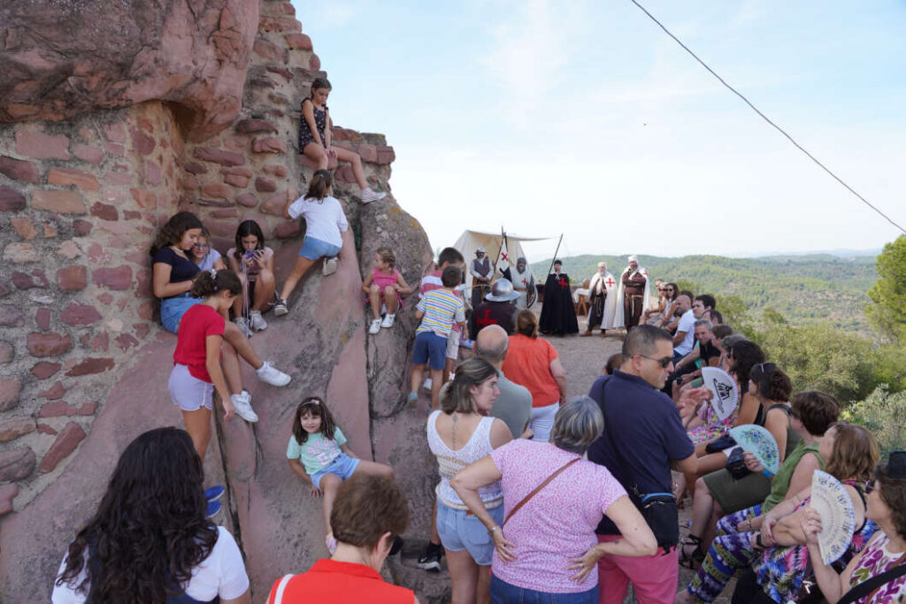 Èxit rotund de la primera trobada internacional d’ordes militars medievals a Vilafamés