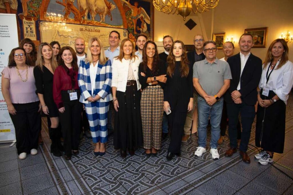 Almassora acull el Desdejuni del Pacte per l’Ocupació per a escoltar a les empreses locals