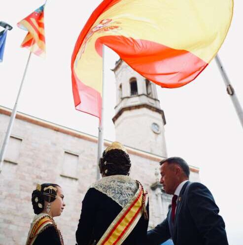 Burriana celebra el Dia de la Hispanitat amb un emotiu homenatge