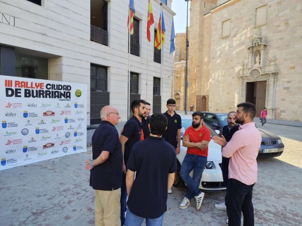 Burriana acull la tercera edició del Ral·li Ciutat amb 60 vehicles