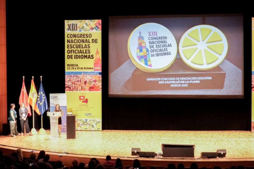 La EOI de Castelló recibe el premio a la Innovación Educativa en el XIII Congreso Nacional de Escuelas Oficiales de Idiomas