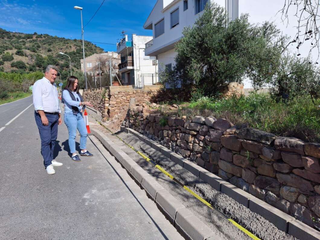 La Generalitat mejora la seguridad en la CV-219 de Chóvar y restaura 15 kilómetros de pistas forestales