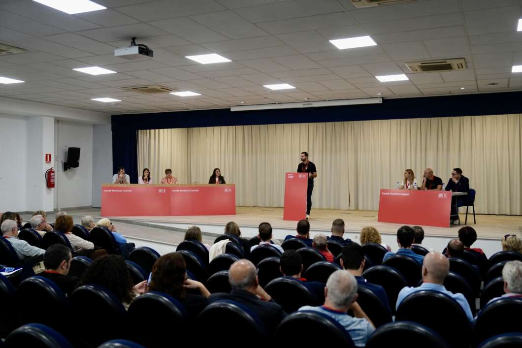 Falomir alerta que el PP arrossega els municipis a la inestabilitat “per haver-se agenollat davant VOX”