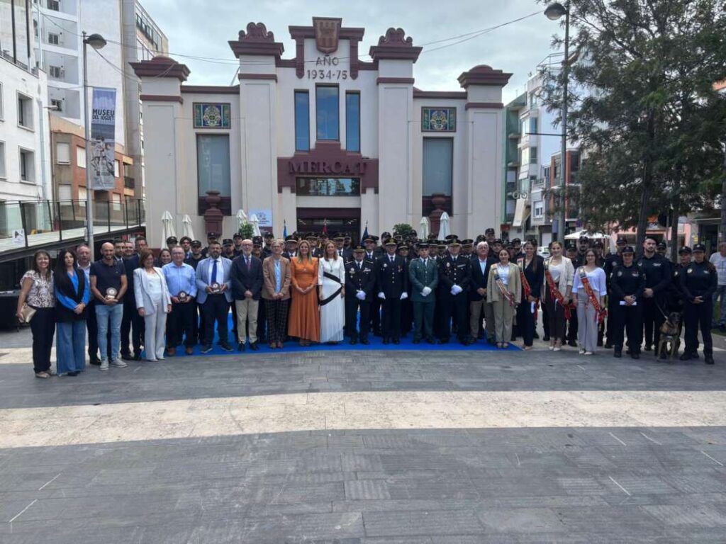 Almassora commemora el Dia de la Policia Local amb reconeixements als seus agents