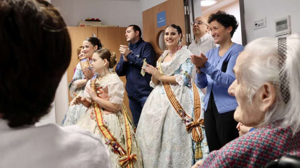 Onda rinde homenaje a sus mayores en la jornada del martes de Fira