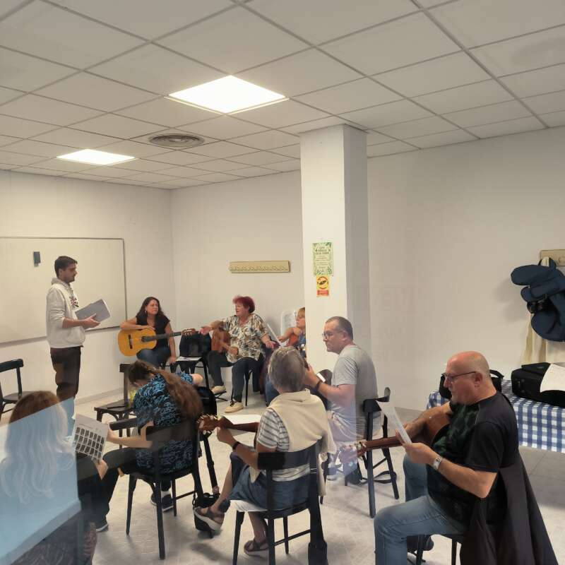 La Universidad Popular de Peñíscola inicia sus clases con más de 40 cursos y 600 inscritos