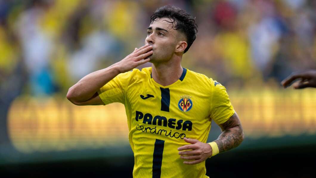 Alberto Moleiro, extremo, Villarreal CF