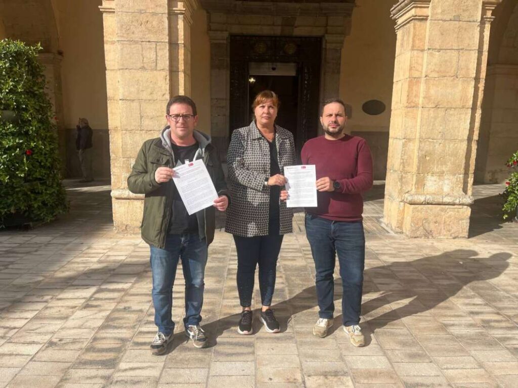 Compromís i PSPV reclamen aturar la conversió irregular de baixos comercials en habitatges