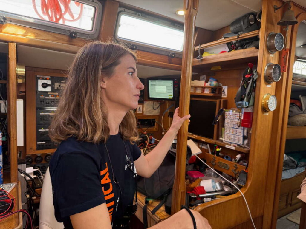 Vuelta vertical al mundo por mar y a vela 2025-2026